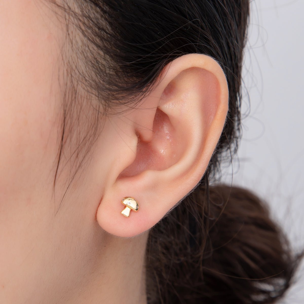 18K Gold Filled Micro Paved CZ Mini Mushroom Stud Earrings | AI381 - DLUXCA