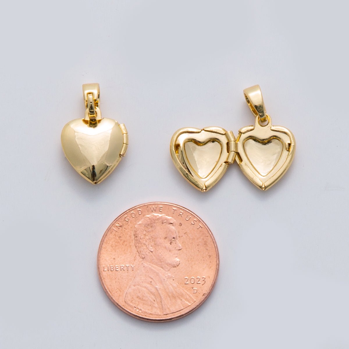 18K Gold Filled Minimalist Heart Locket Pendant | AH688 - DLUXCA
