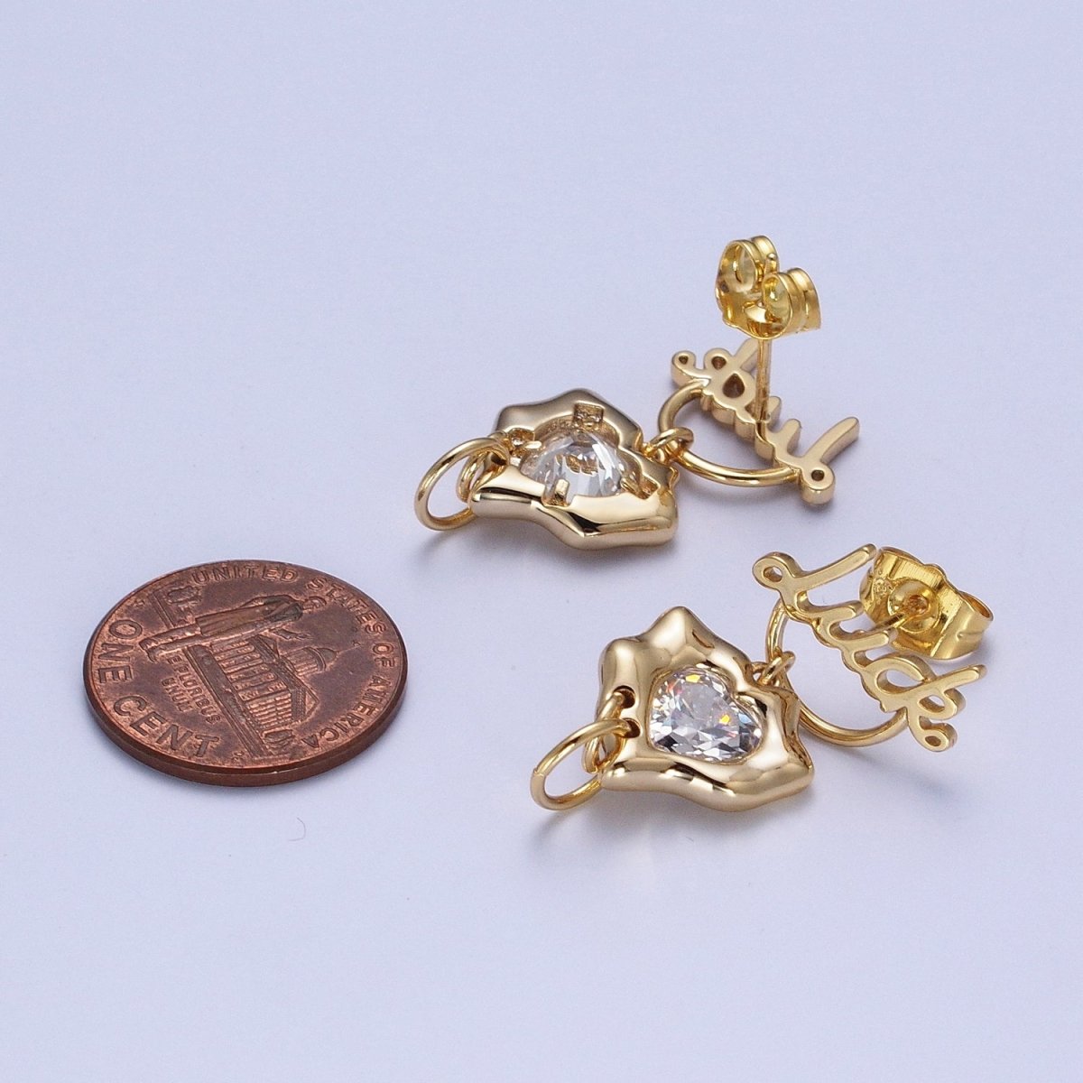 18K Gold Filled Minimalist Stud Earring "Luck" Earring with Cubic Zirconia Crystal Heart, Perfect for Everyday Wear or Gift | X916 - DLUXCA