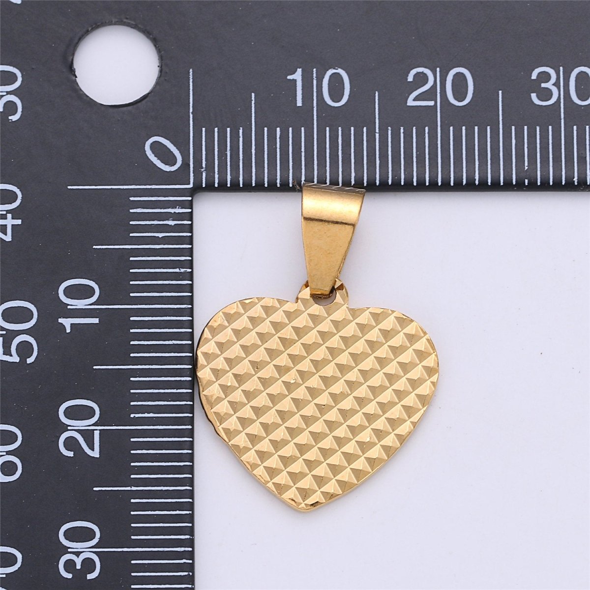 18k Gold Filled Pendant Faceted Heart Charm for necklace Heart Medallion Pendant I-155 - DLUXCA