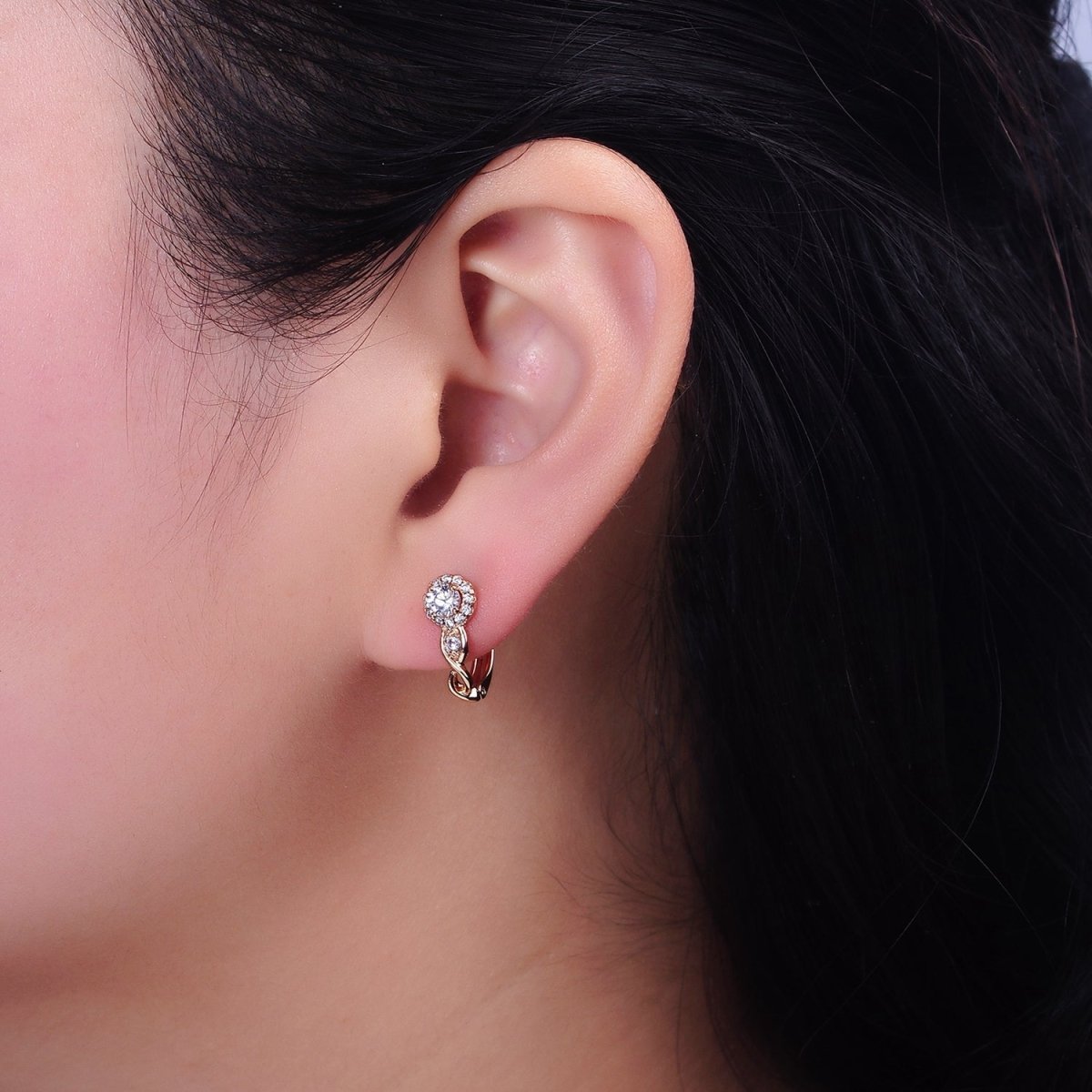 18K Gold Filled Round CZ Twist Geometric English Lock Earrings | AD1422 - DLUXCA