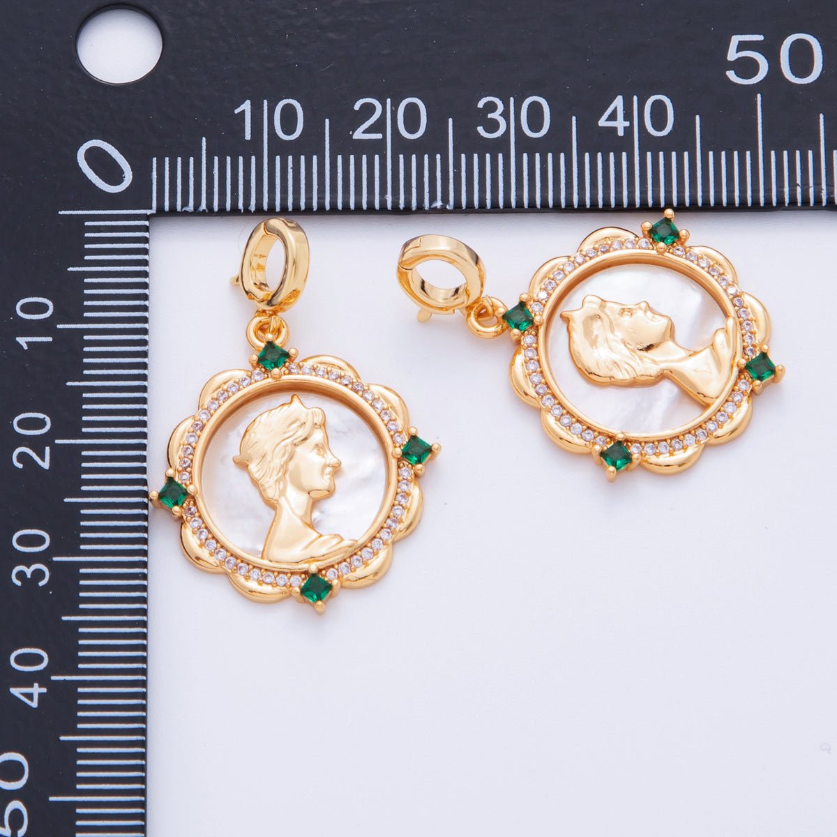 18K Gold Filled Women Silhouette Shell Pearl Drop Snap Bail Pendant | AH711 - DLUXCA