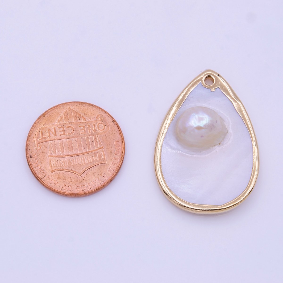 1pc Wholesale Natural Mother of Pearl Charm Abstract Tear Drop Pear Shape Aprox 20x29mm, Gold / Silver Frame Charm P-1839 P-1840