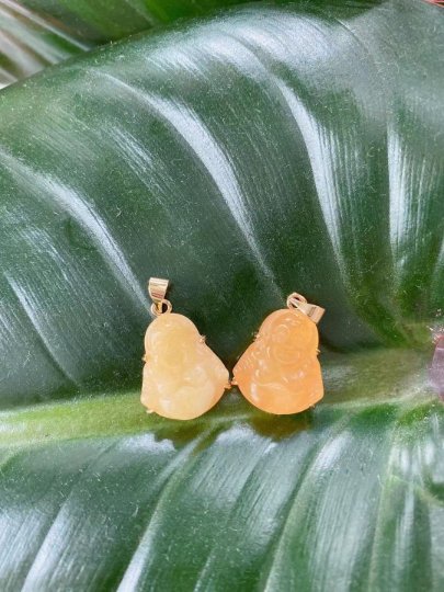 1x Dainty Yellow Laughing Buddha, Gemstone Buddhism Deity Religious Bracelet Charm Bead Finding Pendant For Jewelry Making AH-301