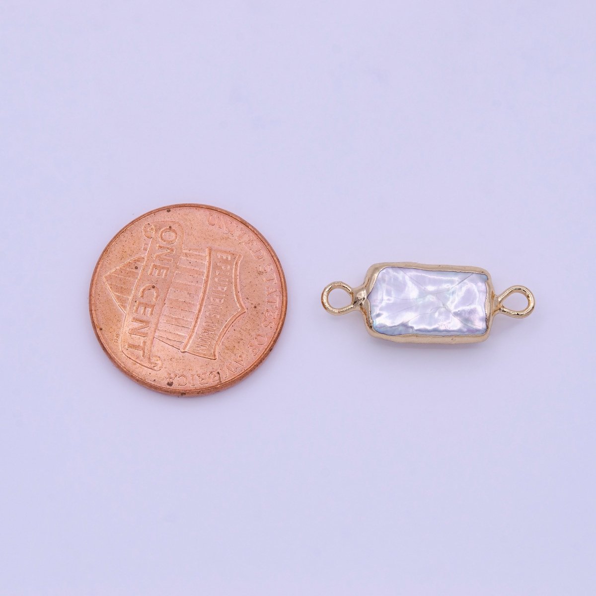 20mm Rectangular Gold Coated White Freshwater Pearl Connector | P-1849 - DLUXCA