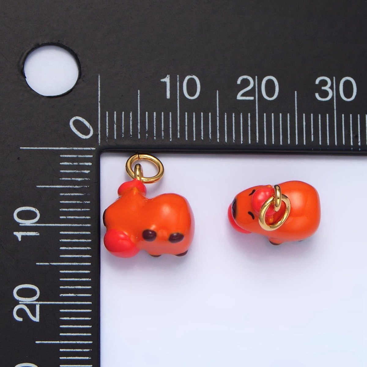 24K Gold Filled 10mm Glass Capybara with Tomato Fruit Charm | X579 - DLUXCA