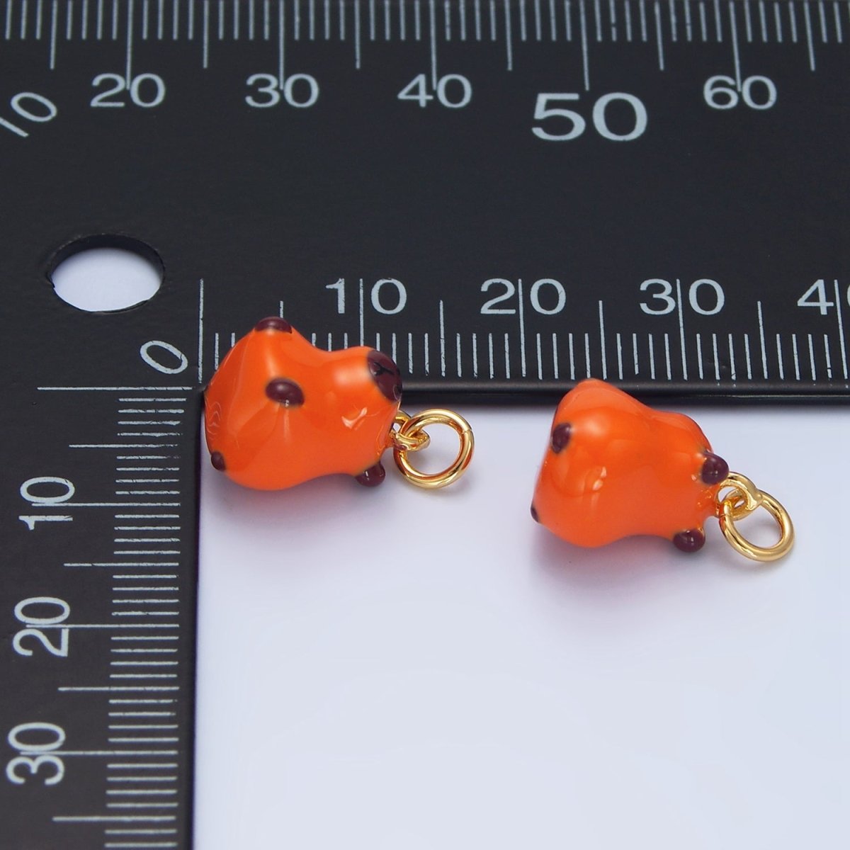 24K Gold Filled 13mm Glass Sitting Capybara Animal Charm | X576 - DLUXCA