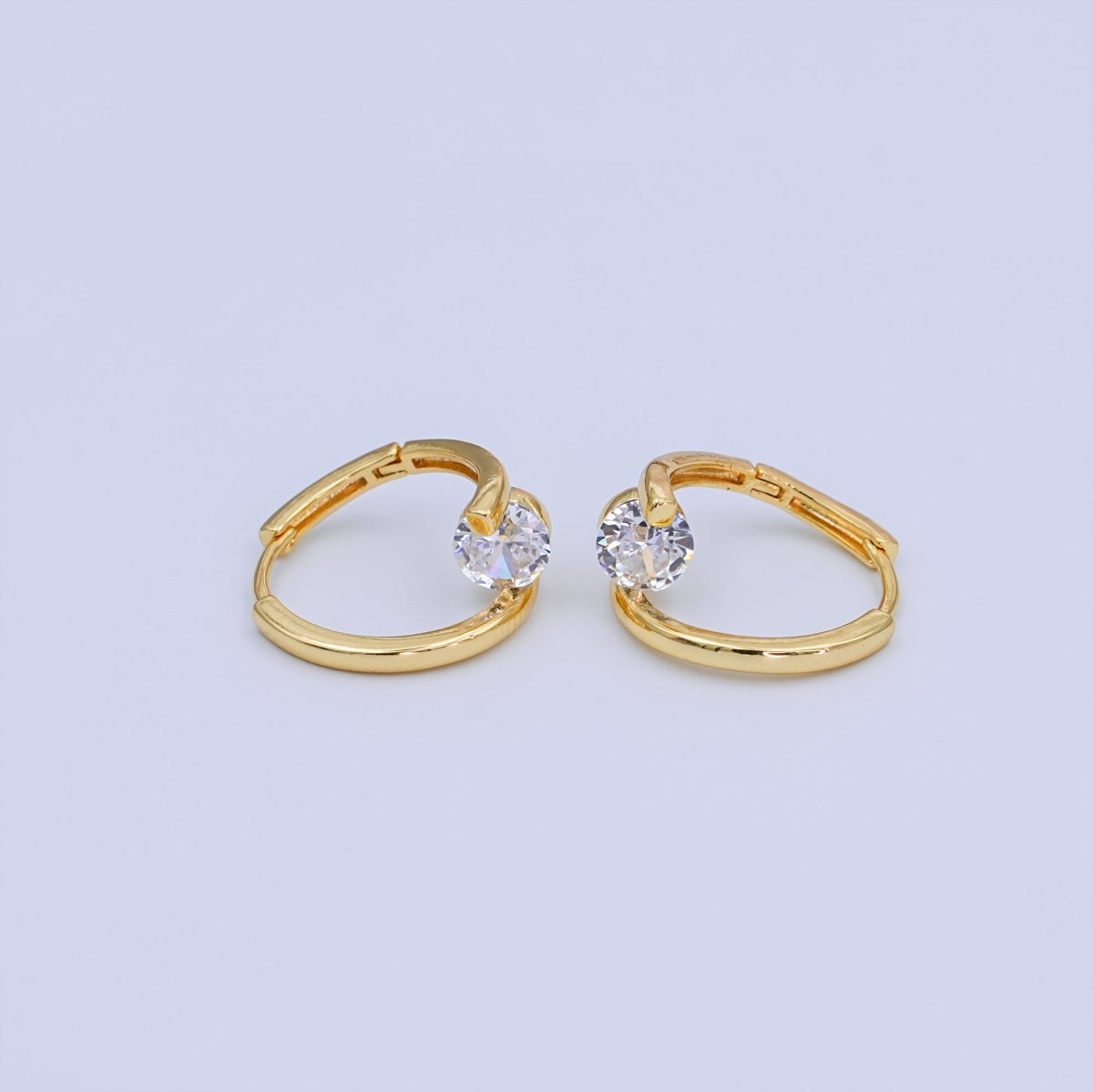 24K Gold Filled 19mm Clear CZ Oblong Hoop Earrings | T398 - DLUXCA