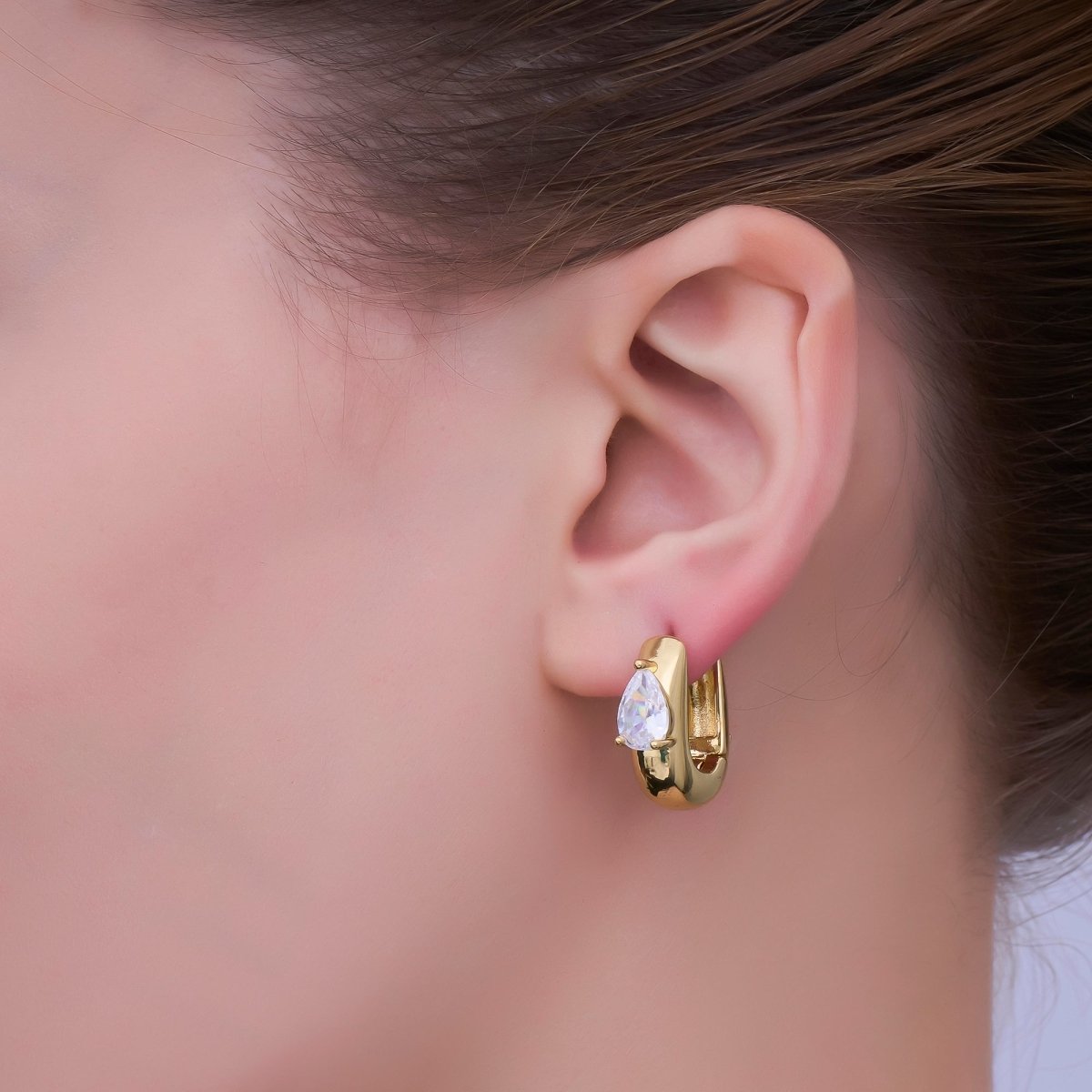 24K Gold Filled 20mm Clear CZ Teardrop U - Shaped Hoop Earrings | V510 - DLUXCA