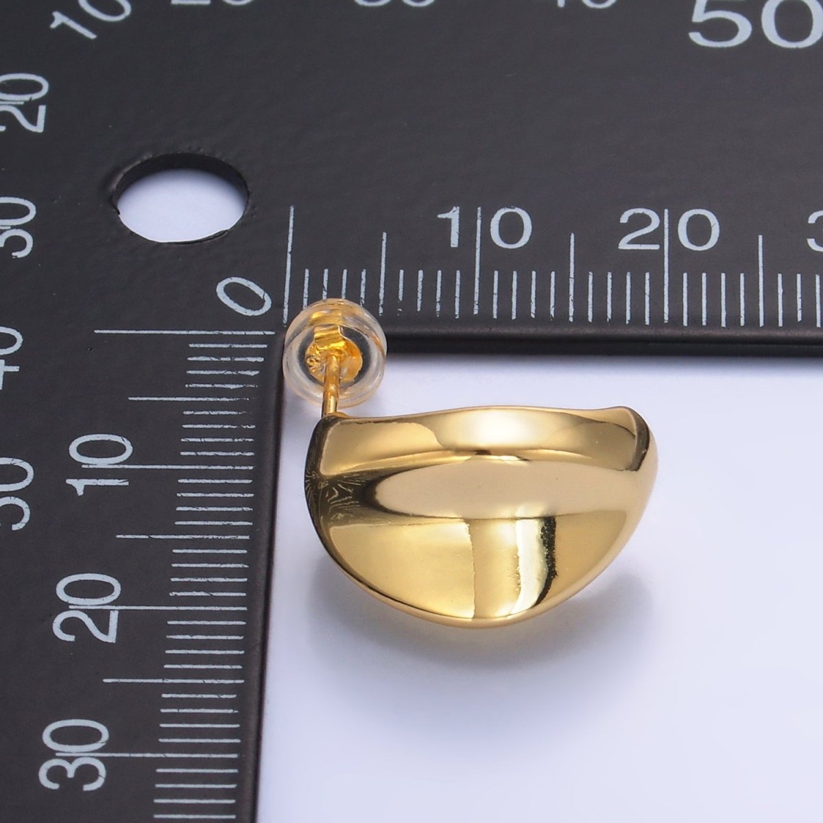 24K Gold Filled 20mm Edged Dome C-Shaped Hoop Earrings in Gold & Silver | AB796 AB797