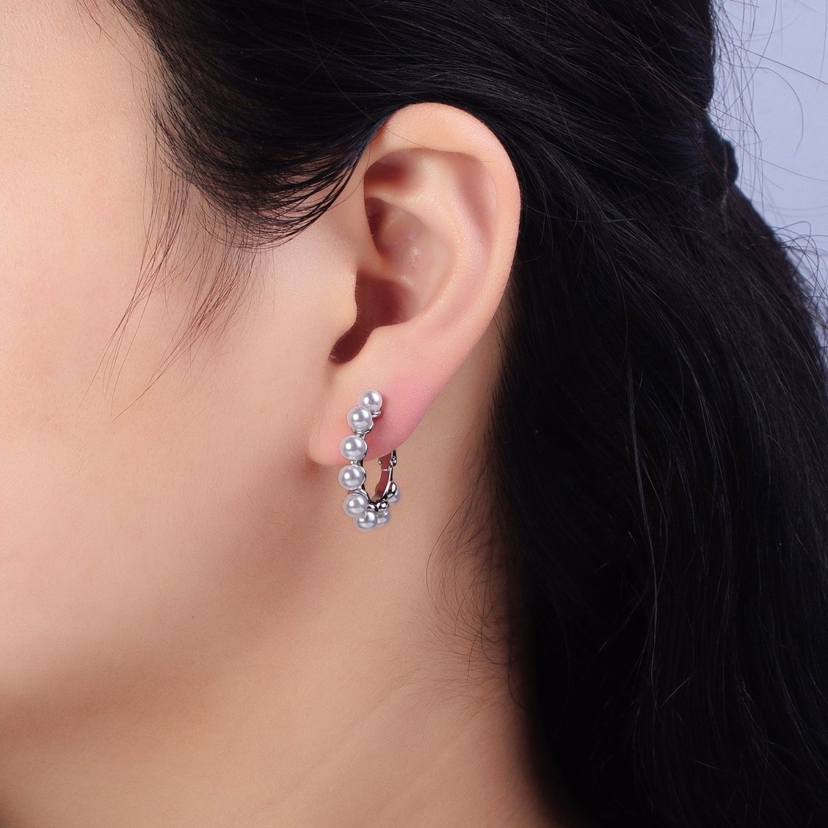 24K Gold Filled 23.5mm Pearl Lined Hinged Lock Hoop Earrings in Gold & Silver | AB346 AB347