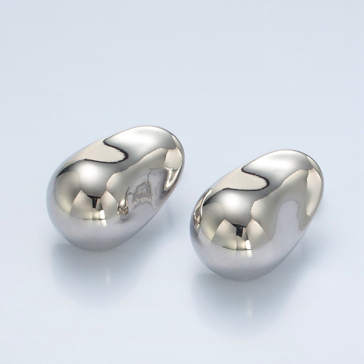 24K Gold Filled 25mm Hammered Dome J-Shaped Hoop Earrings in Gold & Silver | V071 V072