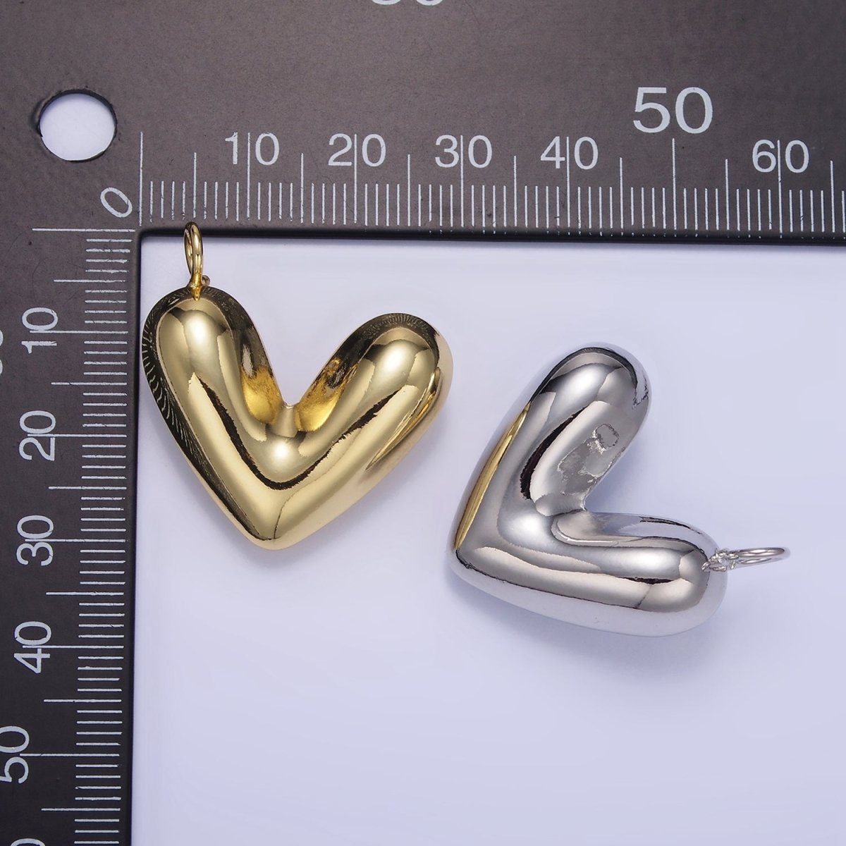 24K Gold Filled 30mm Puffed Heart Pendant in Gold & Silver | D060 D061