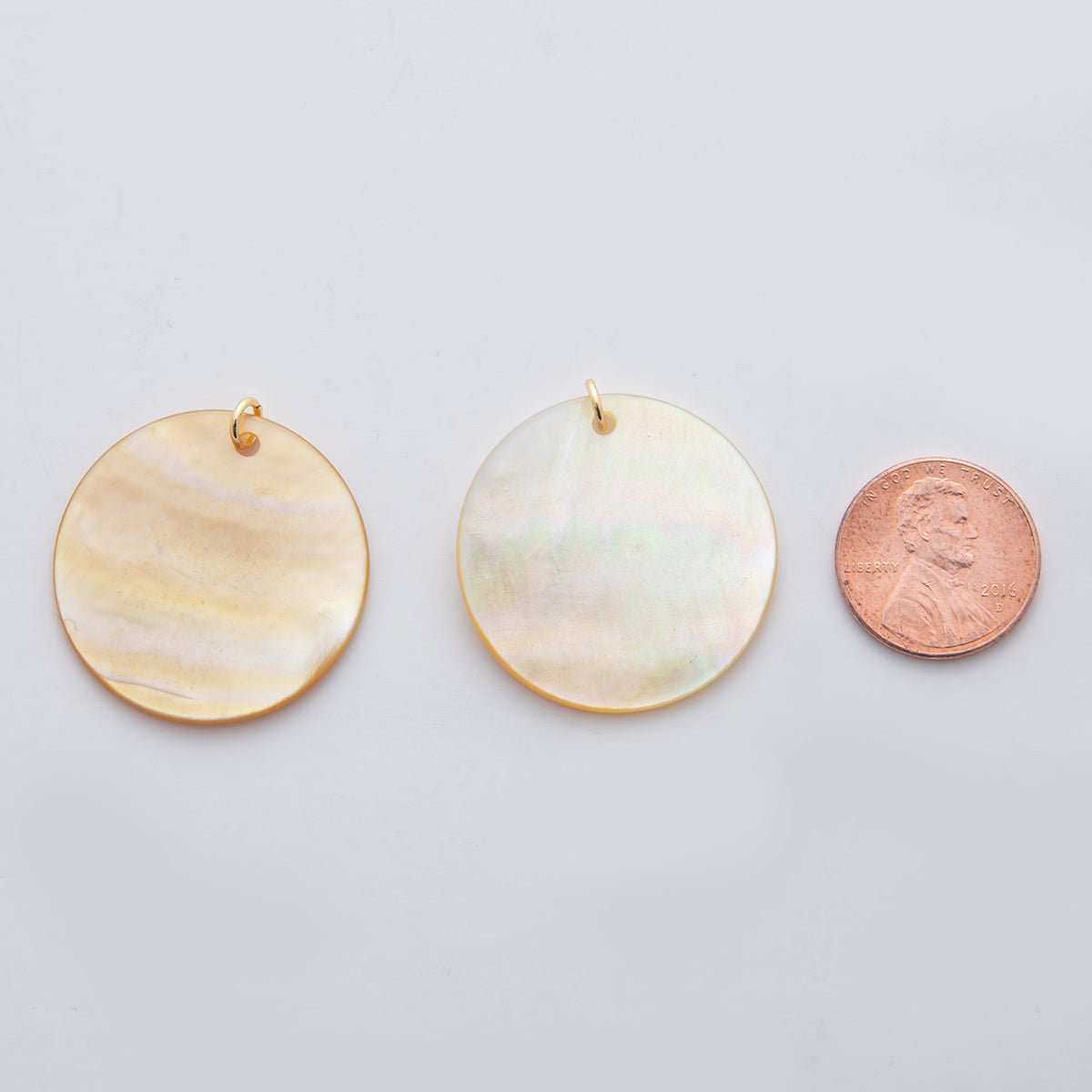 24K Gold Filled 32mm Mother of Pearl Round Charm | D544 - DLUXCA
