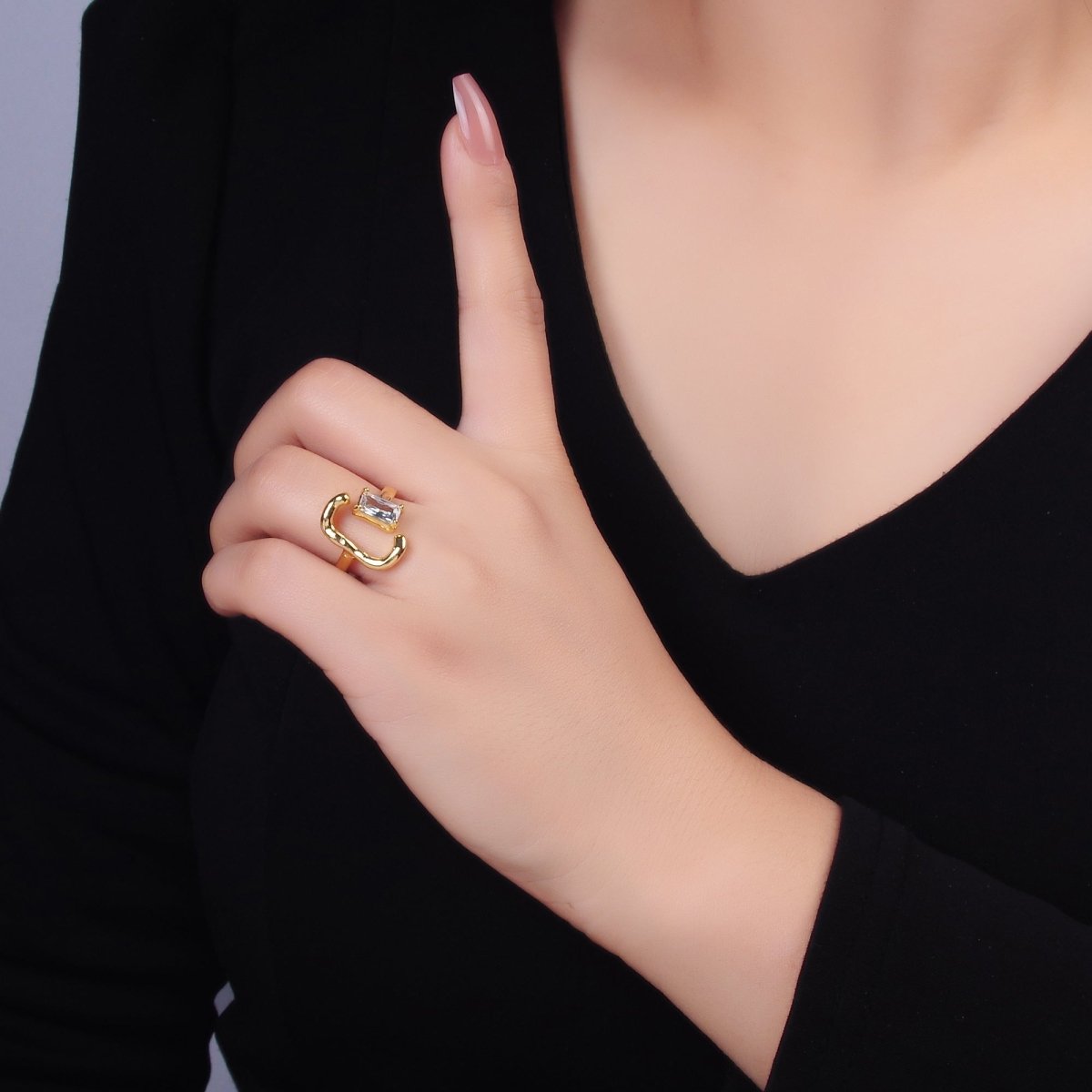 24K Gold Filled Baguette Curved Geometric Open Claw Ring | O838 - DLUXCA