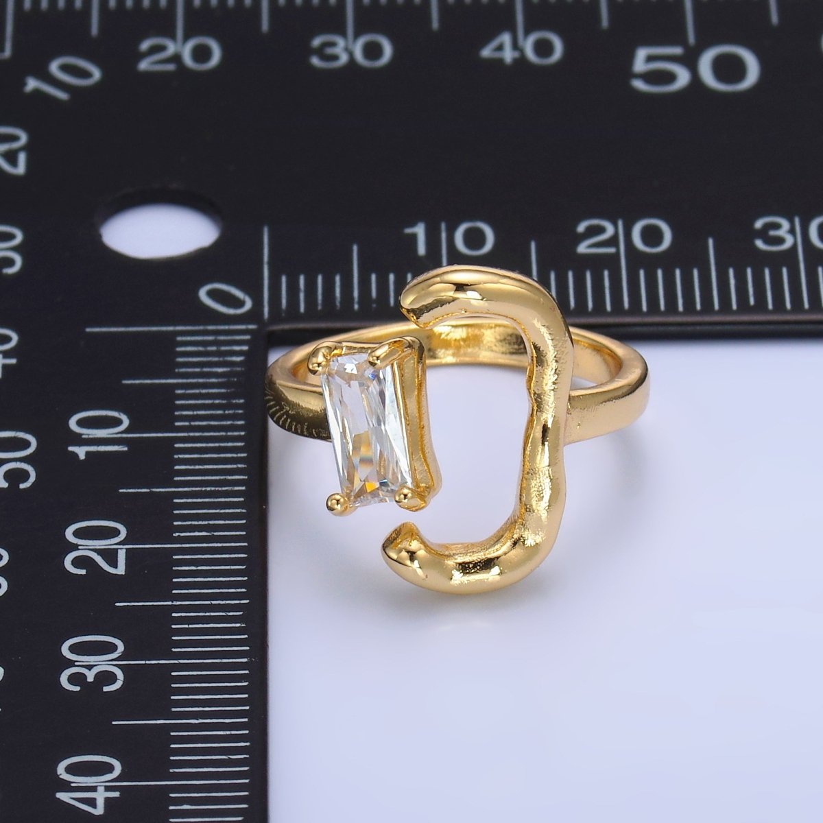 24K Gold Filled Baguette Curved Geometric Open Claw Ring | O838 - DLUXCA