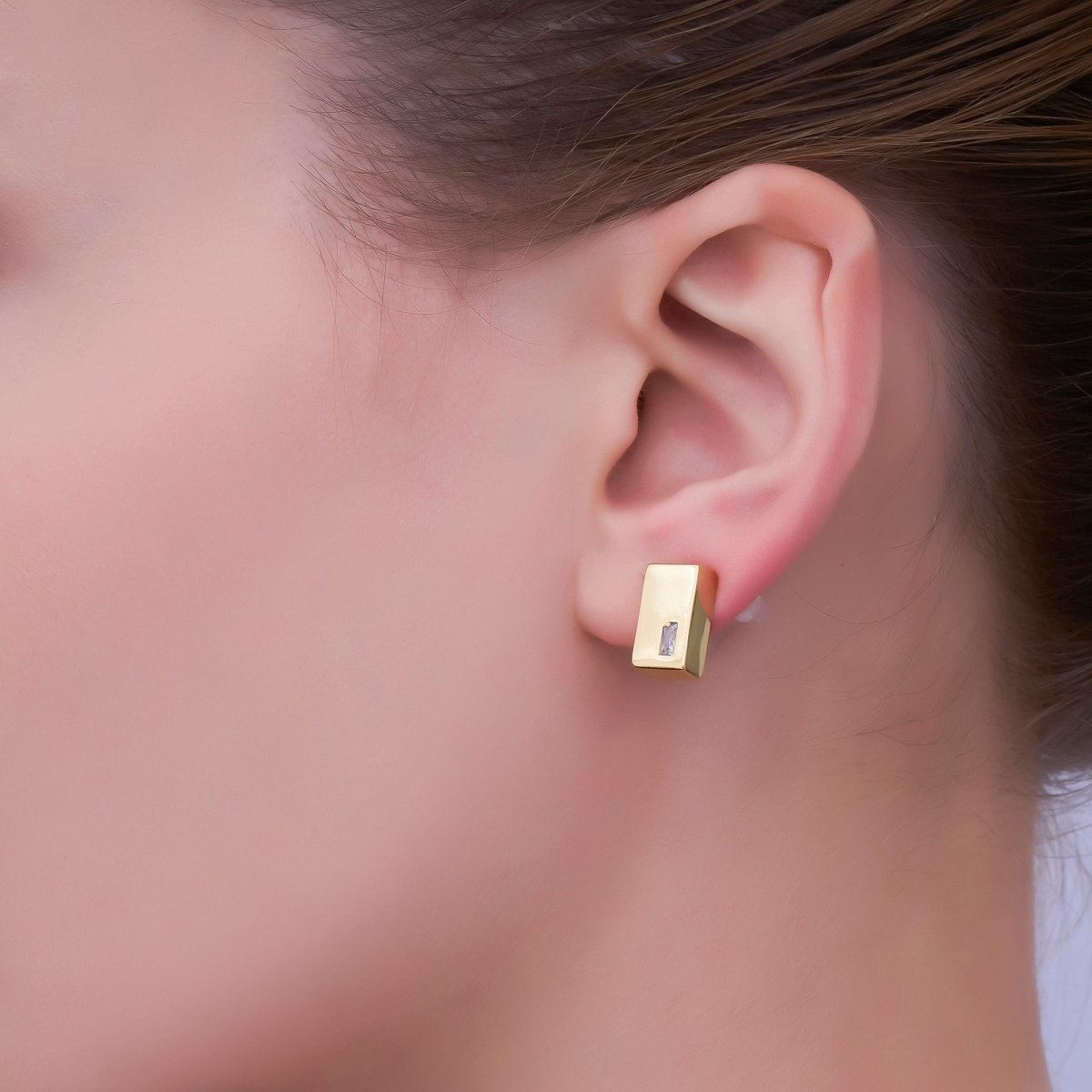 24K Gold Filled Baguette CZ Rectangular Stud Earrings | AD522 - DLUXCA