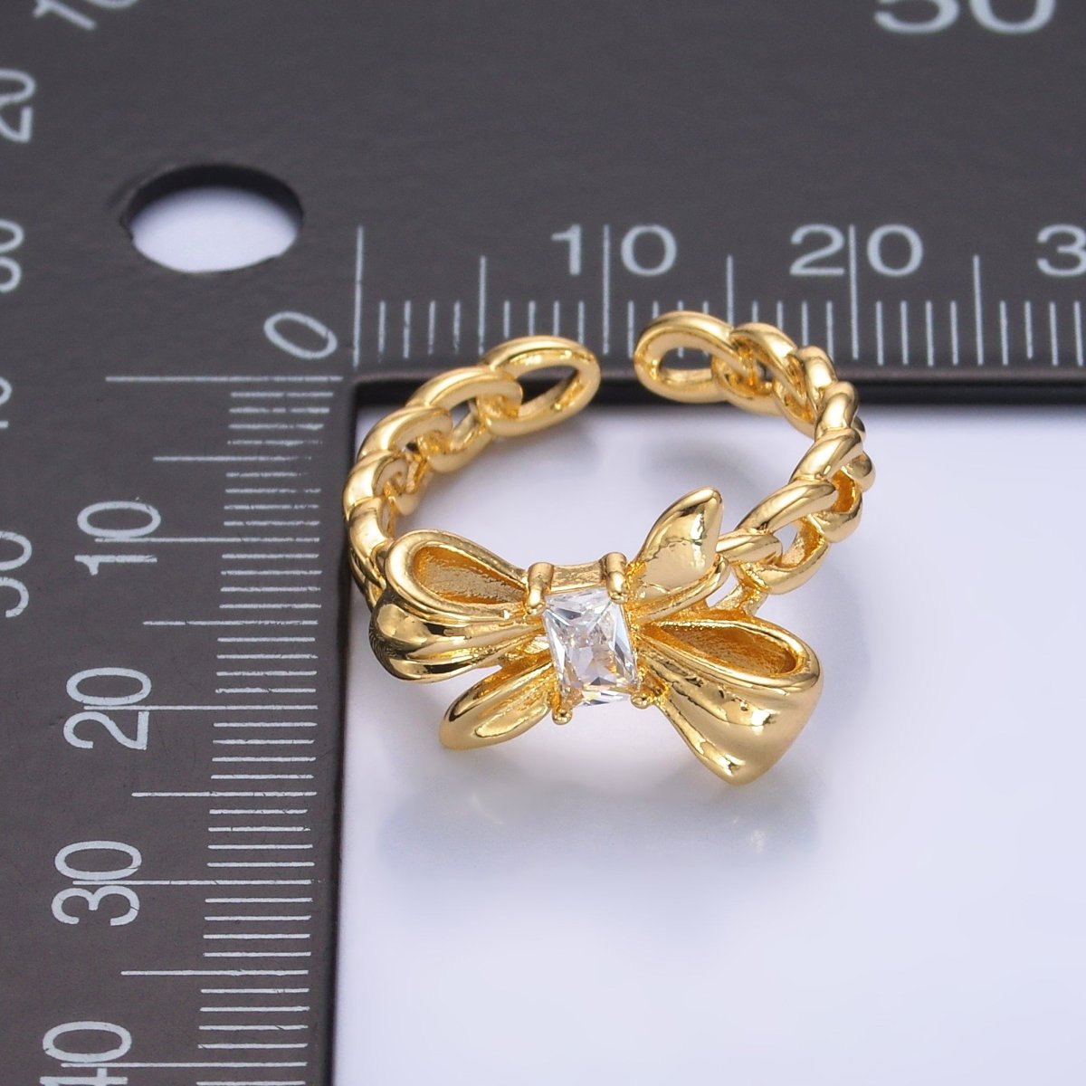 24K Gold Filled Baguette Ribbon Bow Curb Chain Ring | O553 - DLUXCA