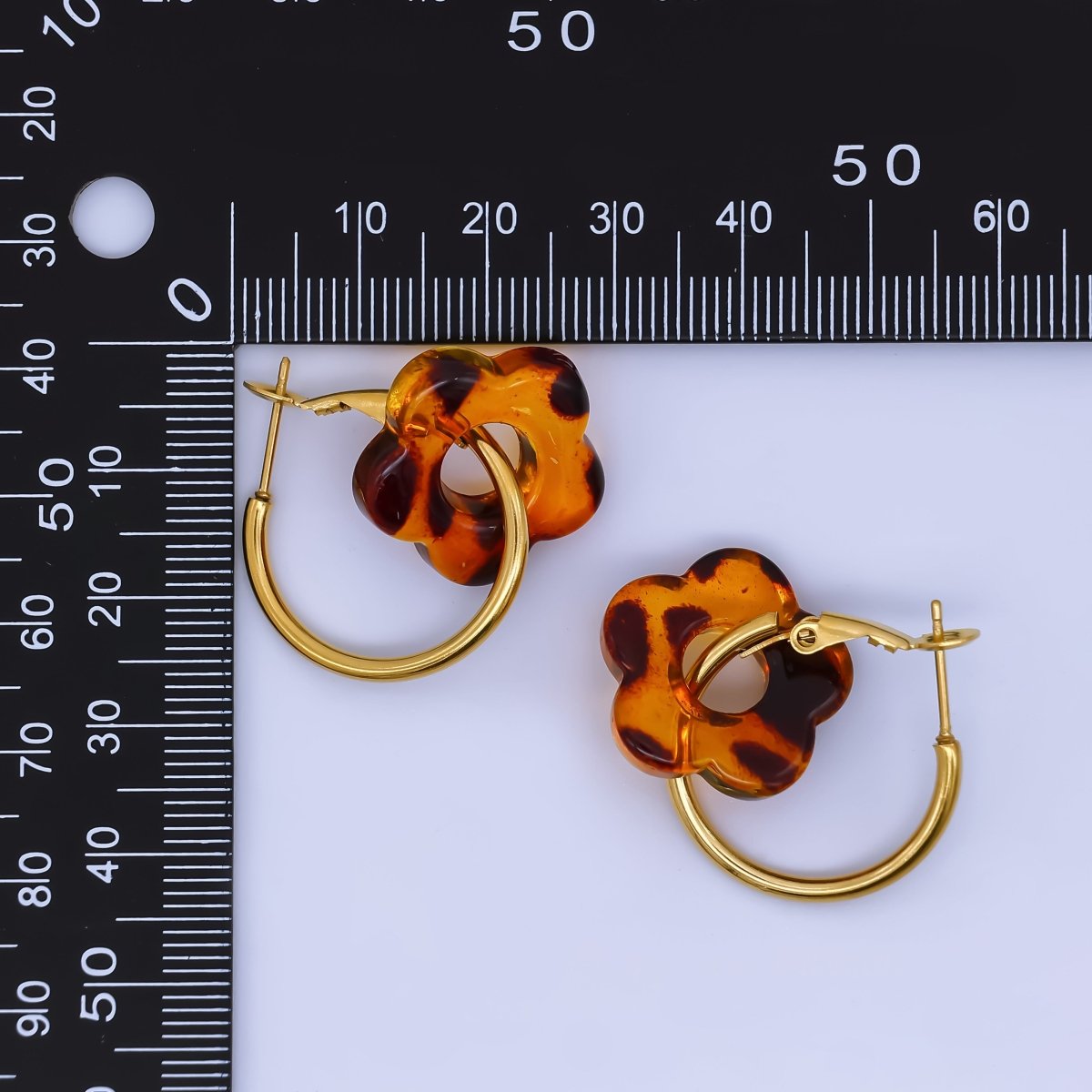 24K Gold Filled Brown - Black Resin Flower 23mm C - Shaped Hinge Hoop Earring | AI539 - DLUXCA