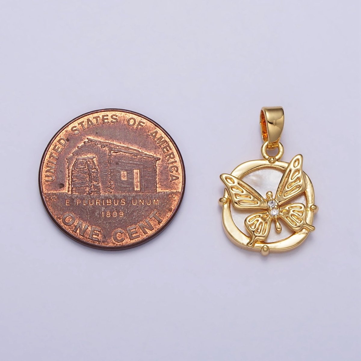 24K Gold Filled Butterfly Shell Pearl Square Pendant | AA113 - DLUXCA