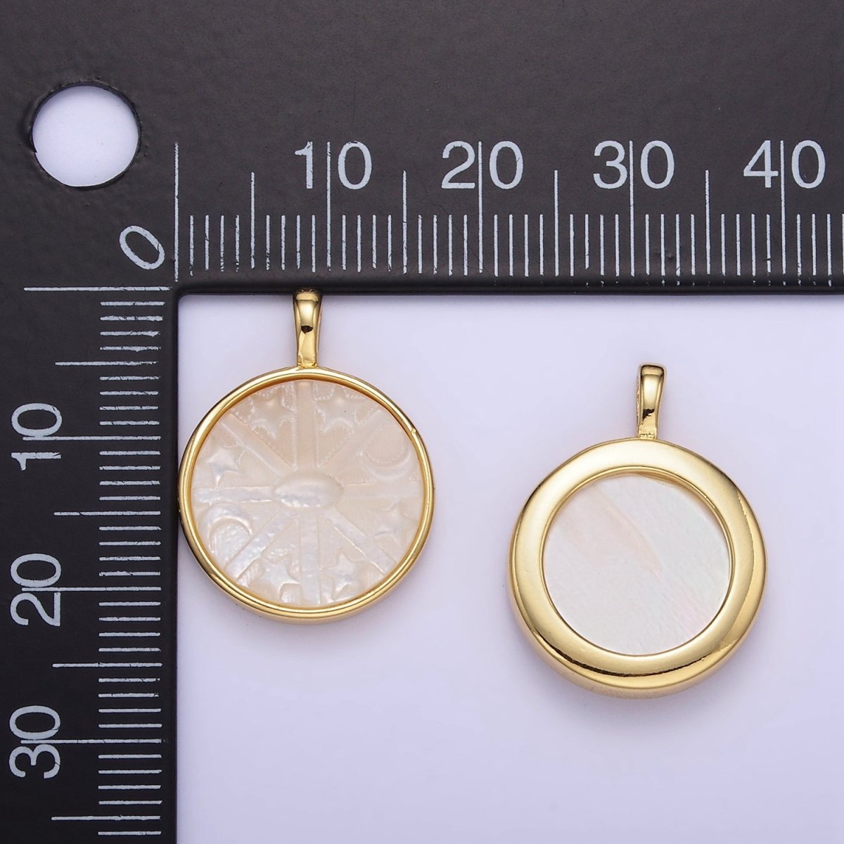 24K Gold Filled Celestial Star Crescent Moon Shell Pearl Bezel Pendant | AA1355 - DLUXCA