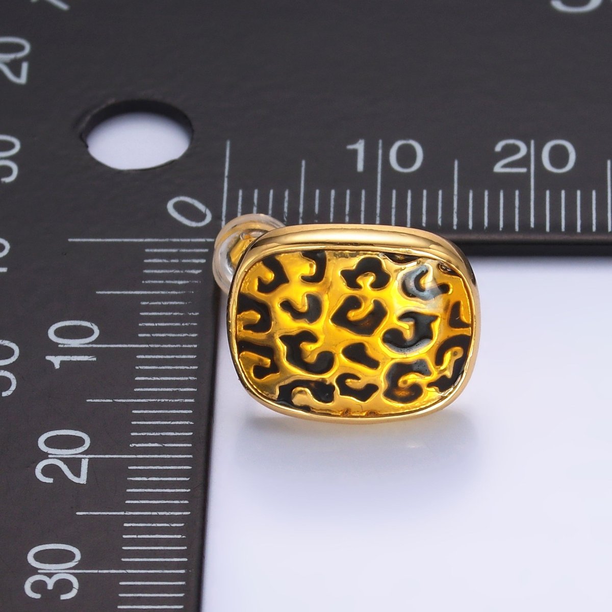 24K Gold Filled Cheetah Print Rectangular Oblong Stud Earrings | AB781 - DLUXCA