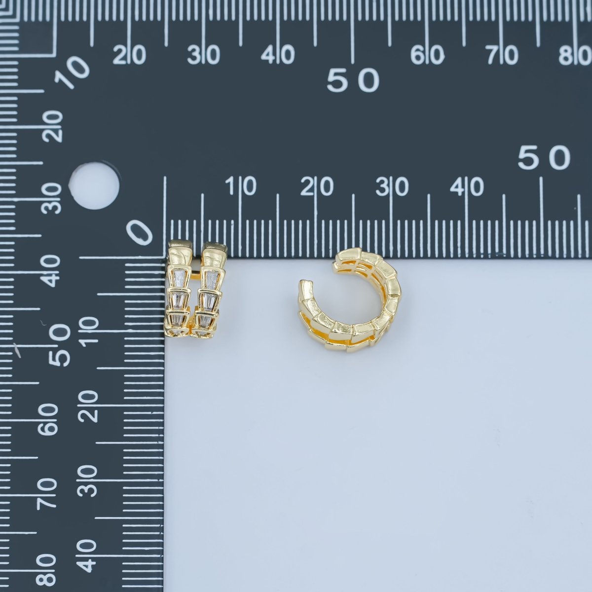 24K Gold Filled Clear Baguette CZ Scale Ear Cuff Earrings | AI176 - DLUXCA