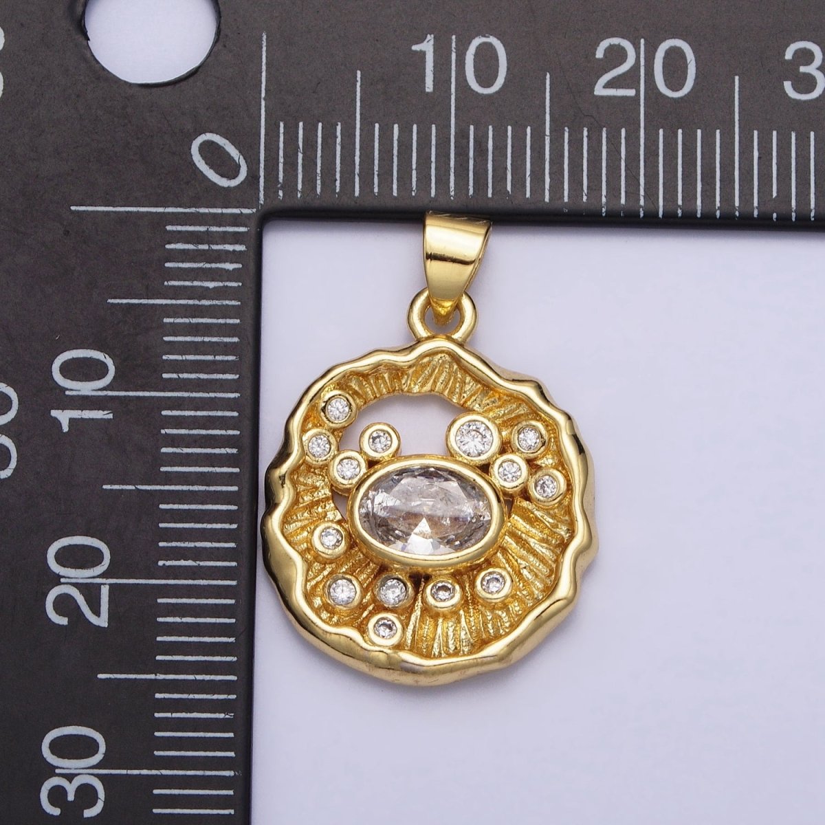 24K Gold Filled Clear CZ Abstract Geometric Round Pendant | AA204 - DLUXCA