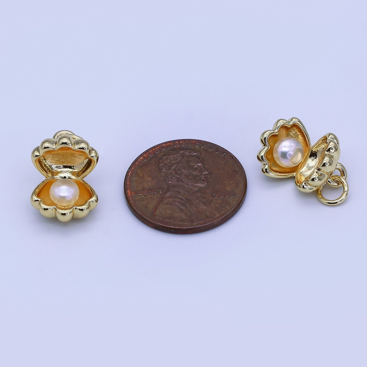 24K Gold Filled CZ Clam Sea Shell 3D Multidimensional Charm | D167 - DLUXCA