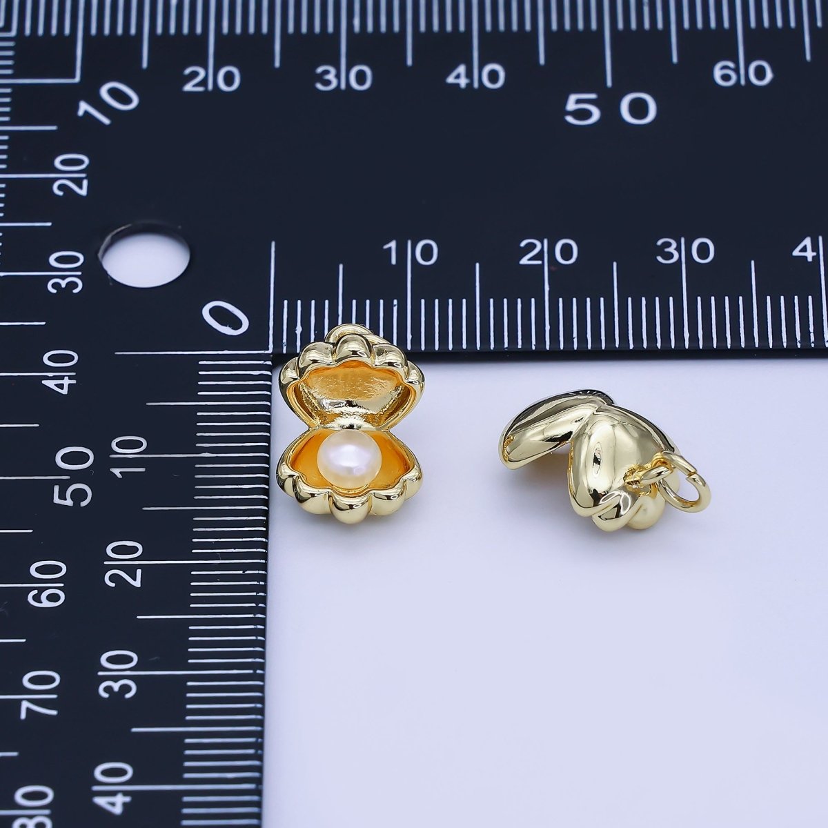 24K Gold Filled CZ Clam Sea Shell 3D Multidimensional Charm | D167 - DLUXCA