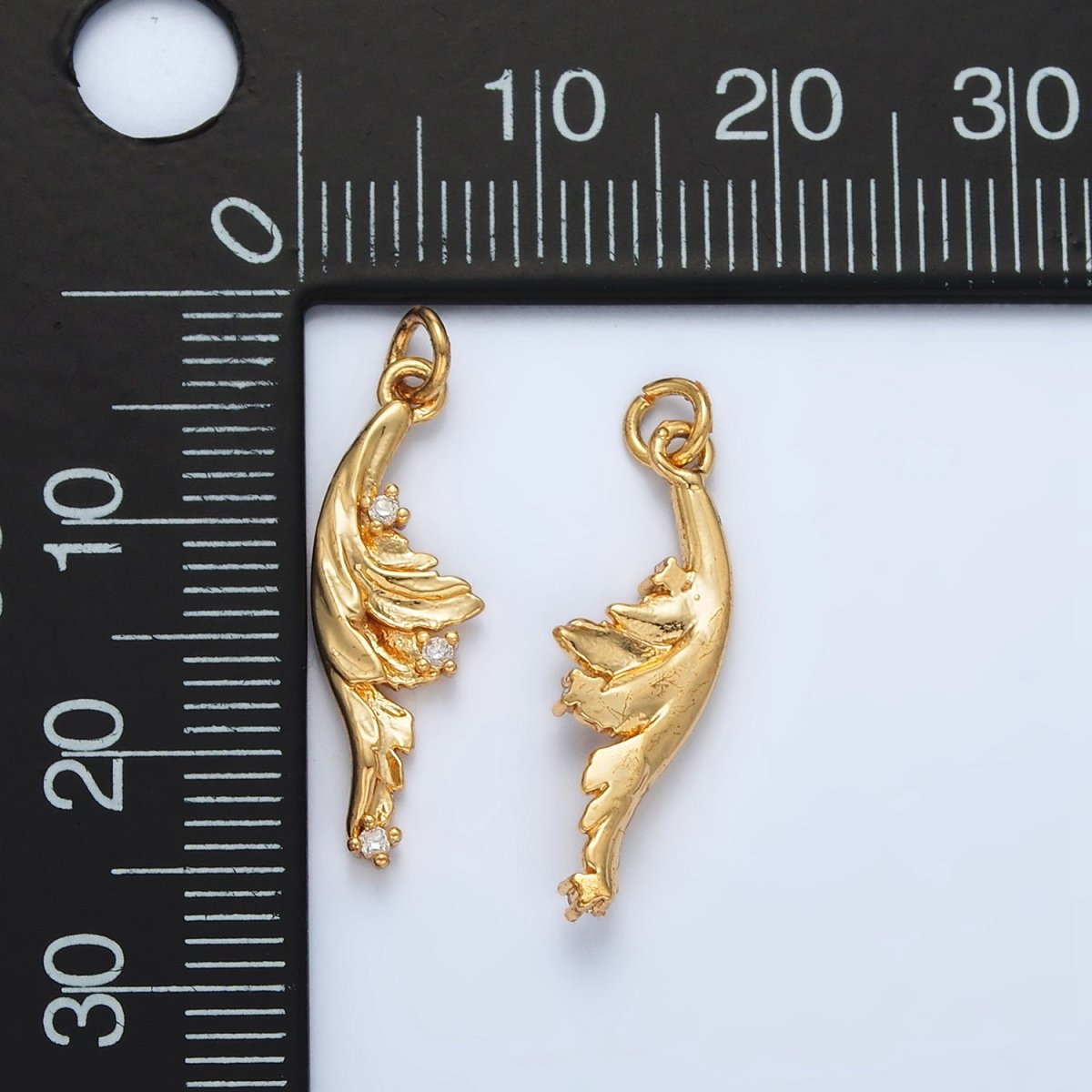 24K Gold Filled CZ Curved Waves Leaf Nature Charm | AC131 - DLUXCA