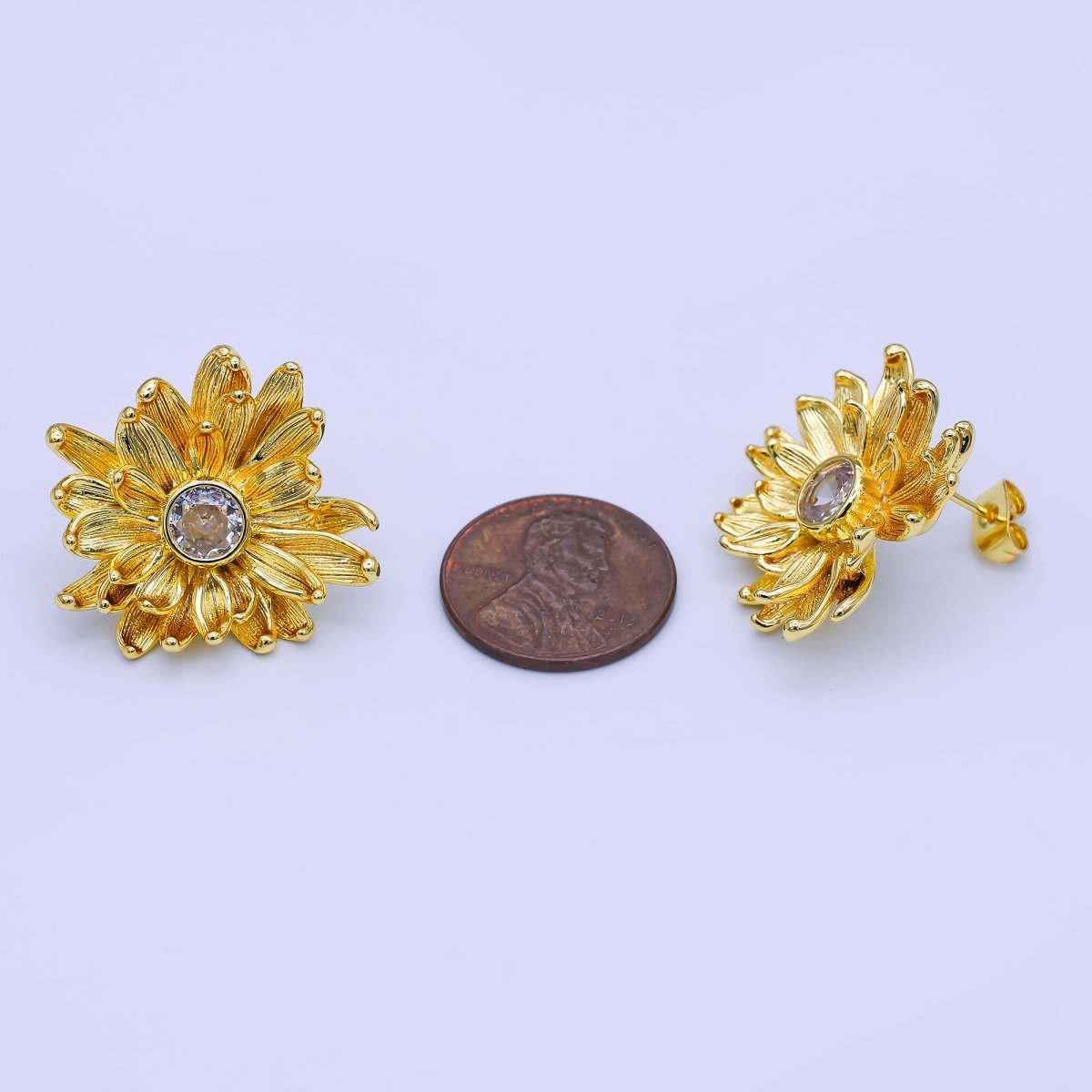24K Gold Filled CZ Flower Textured Stud Earrings | AI498 - DLUXCA