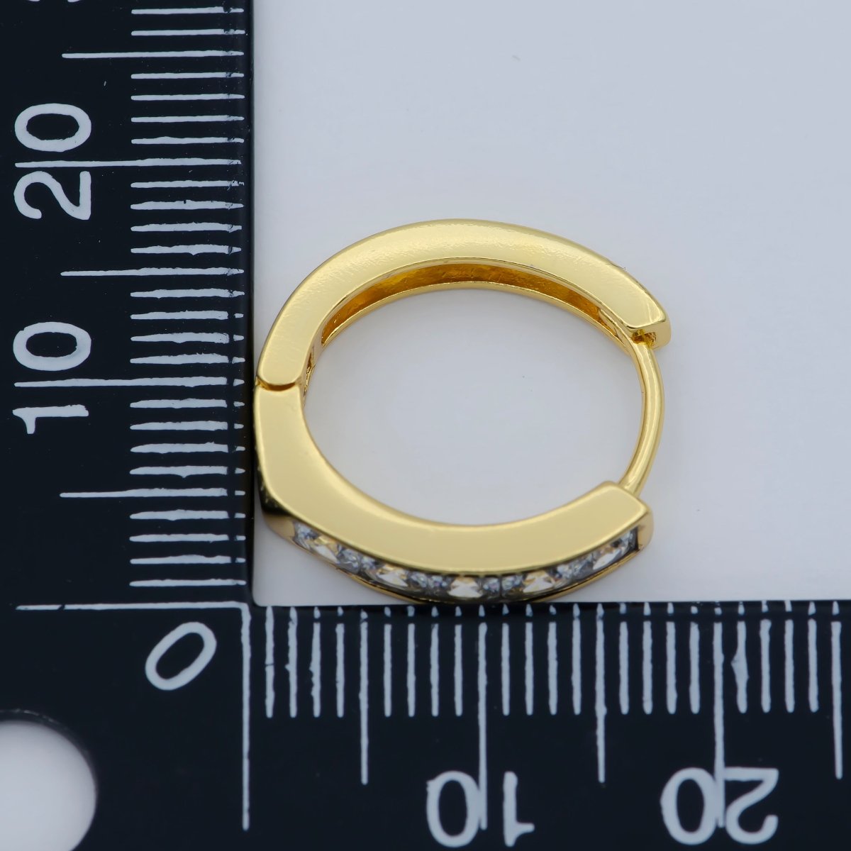 24K Gold Filled CZ Square Lined Huggie Earring | AB1159 - DLUXCA