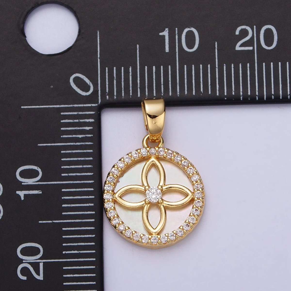 24K Gold Filled Flower Shell Pearl Clear Micro Paved CZ Round Pendant | AA115 - DLUXCA