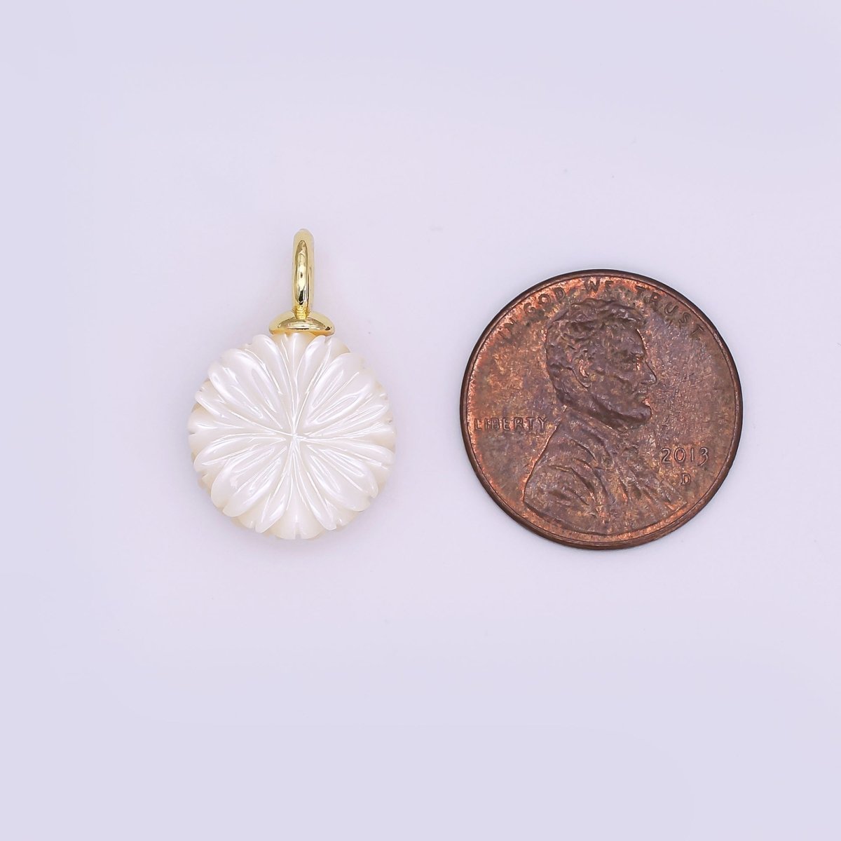 24K Gold Filled Flower Shell Pearl Drop Pendant | P1637 - DLUXCA