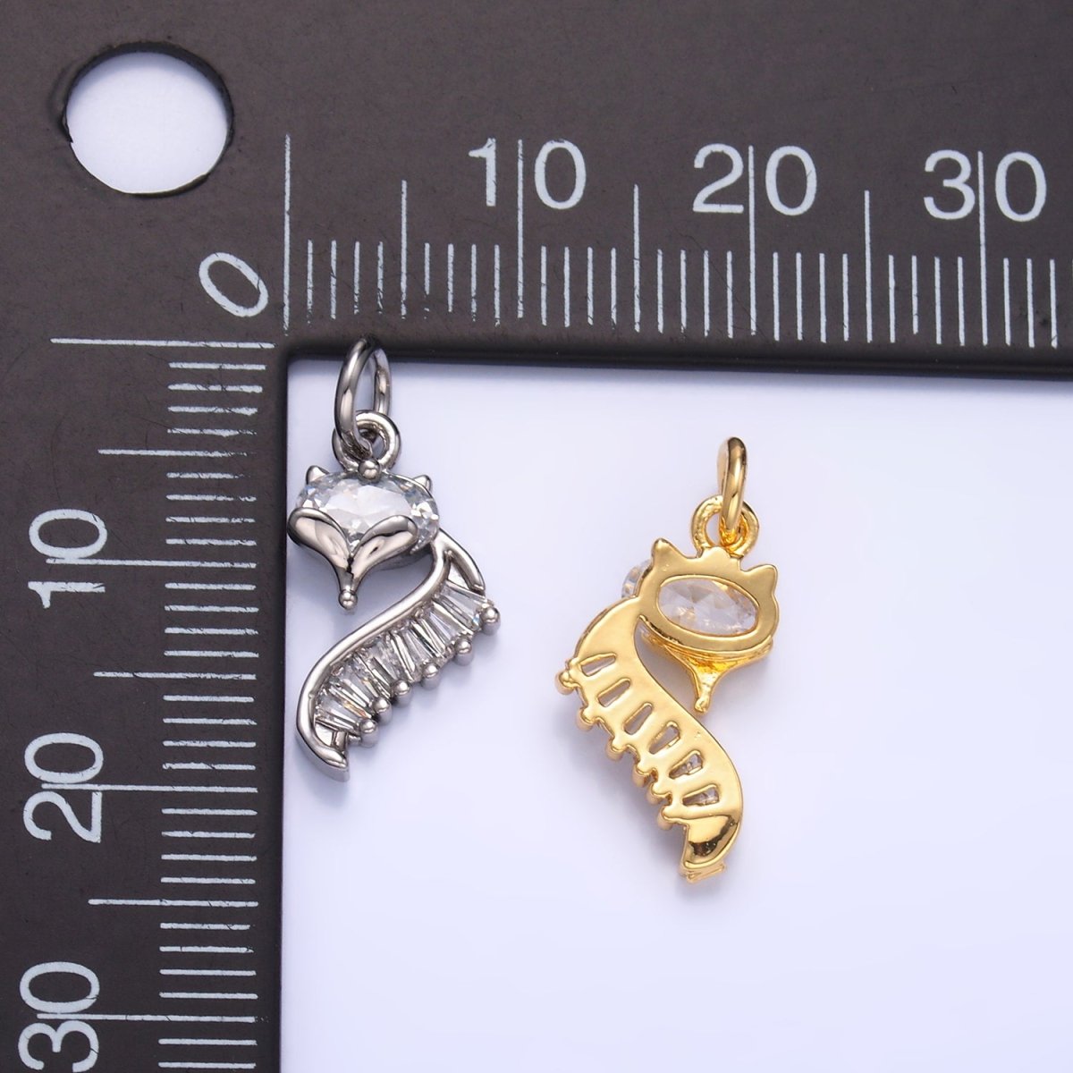 24K Gold Filled Fox Cat Baguette CZ Curve Silhouette Charm in Gold & Silver | W447