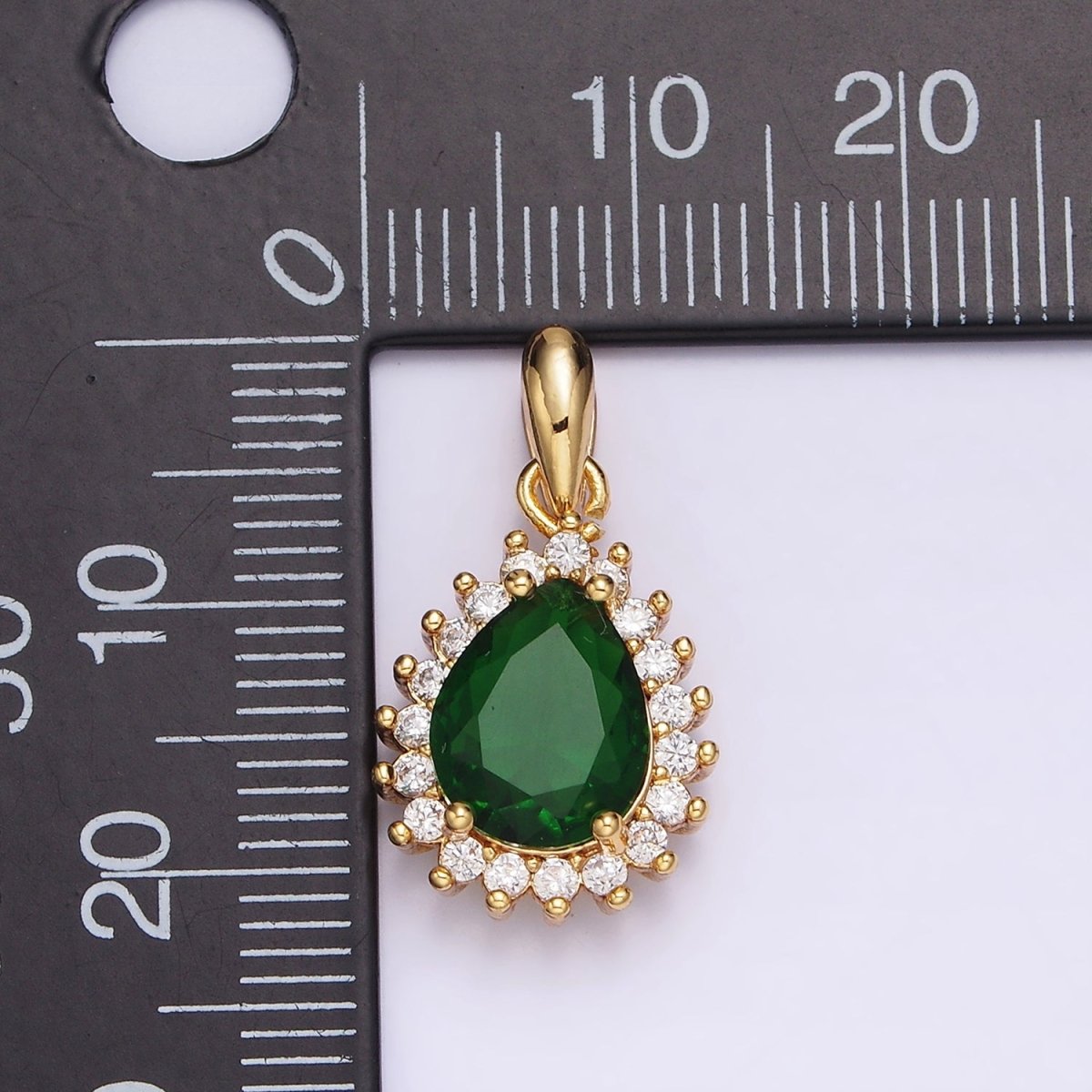 24K Gold Filled Green Teardrop Clear CZ Lined Pendant | AA602 - DLUXCA