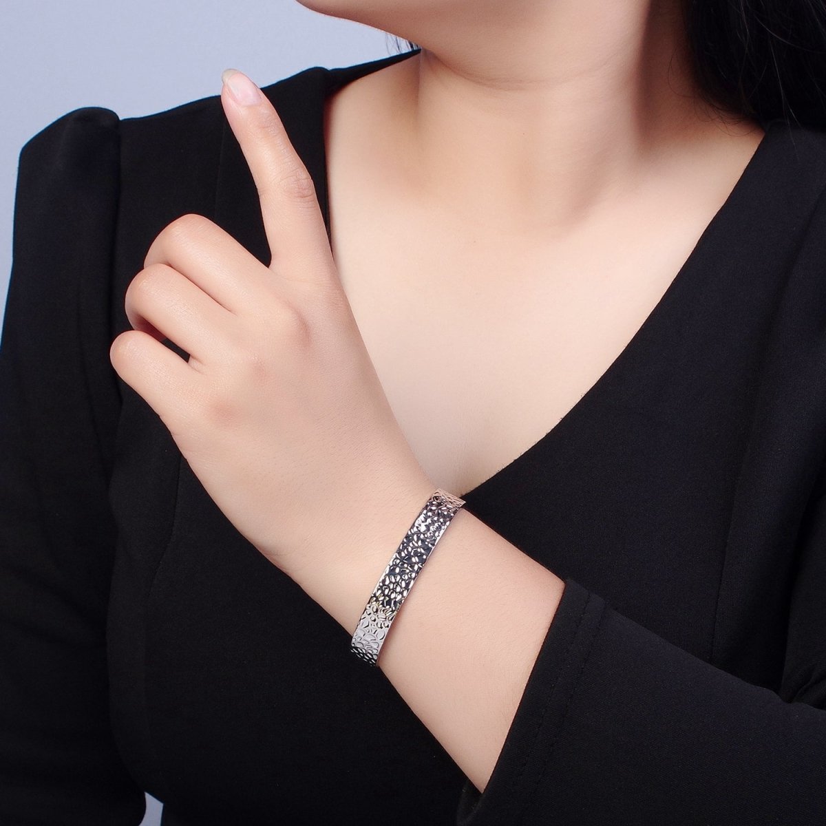 24K Gold Filled Hammered Bangle Bracelet in Gold & Silver | WA-986 WA-987 Clearance Pricing