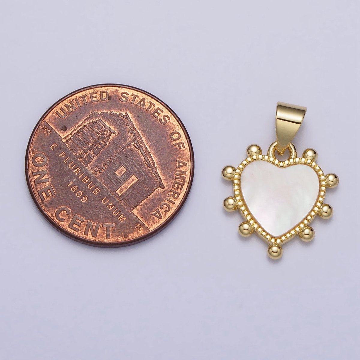 24K Gold Filled Heart Shell Pearl Round Bead Dotted Outline Pendant | AA-025 - DLUXCA