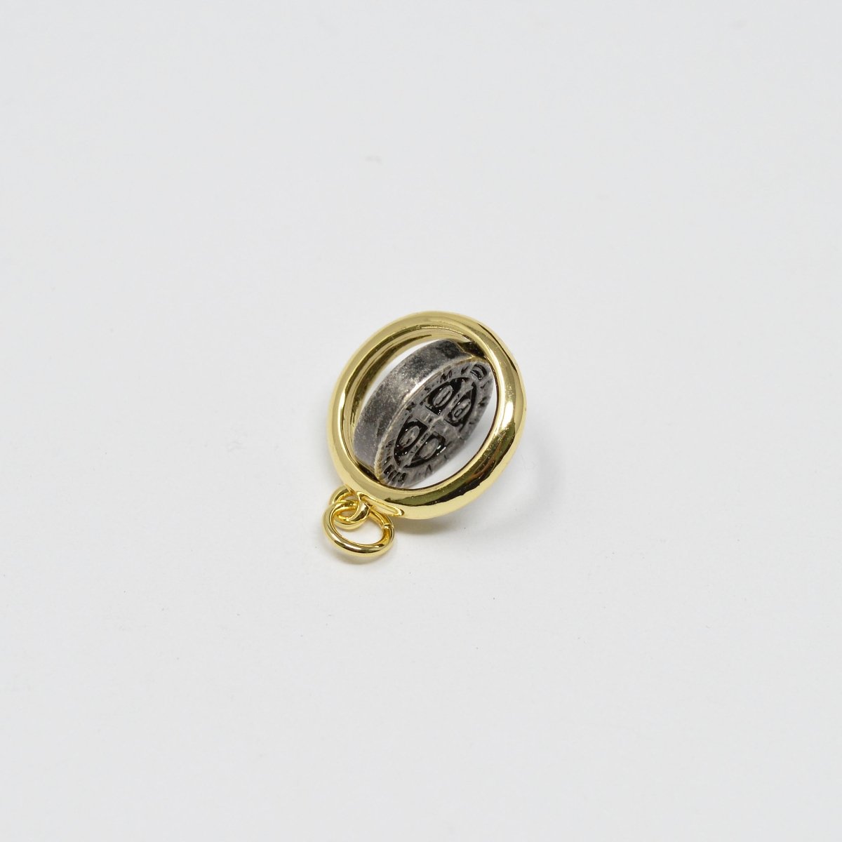 24K Gold Filled Holy Mary Charm E-120 - DLUXCA