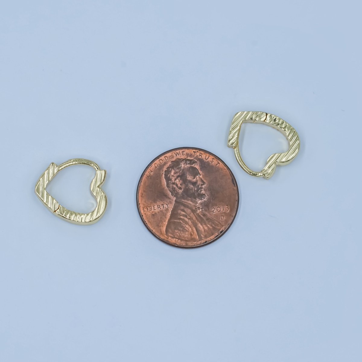 24K Gold Filled Line - Textured Heart Hoop Earrings | AD1049 - DLUXCA