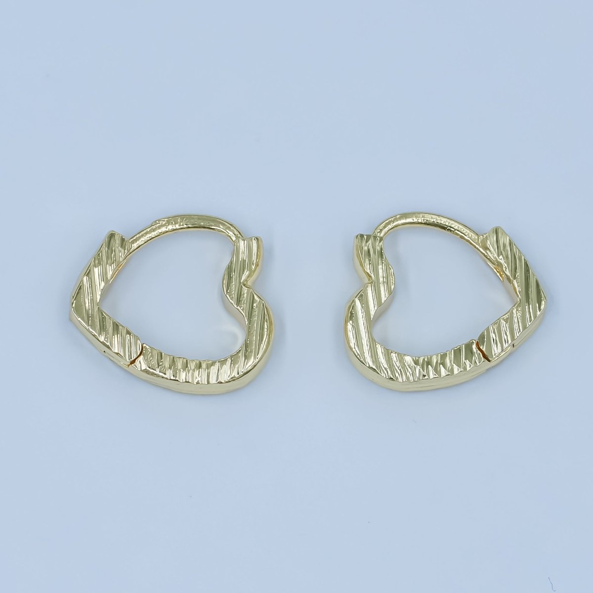 24K Gold Filled Line - Textured Heart Hoop Earrings | AD1049 - DLUXCA