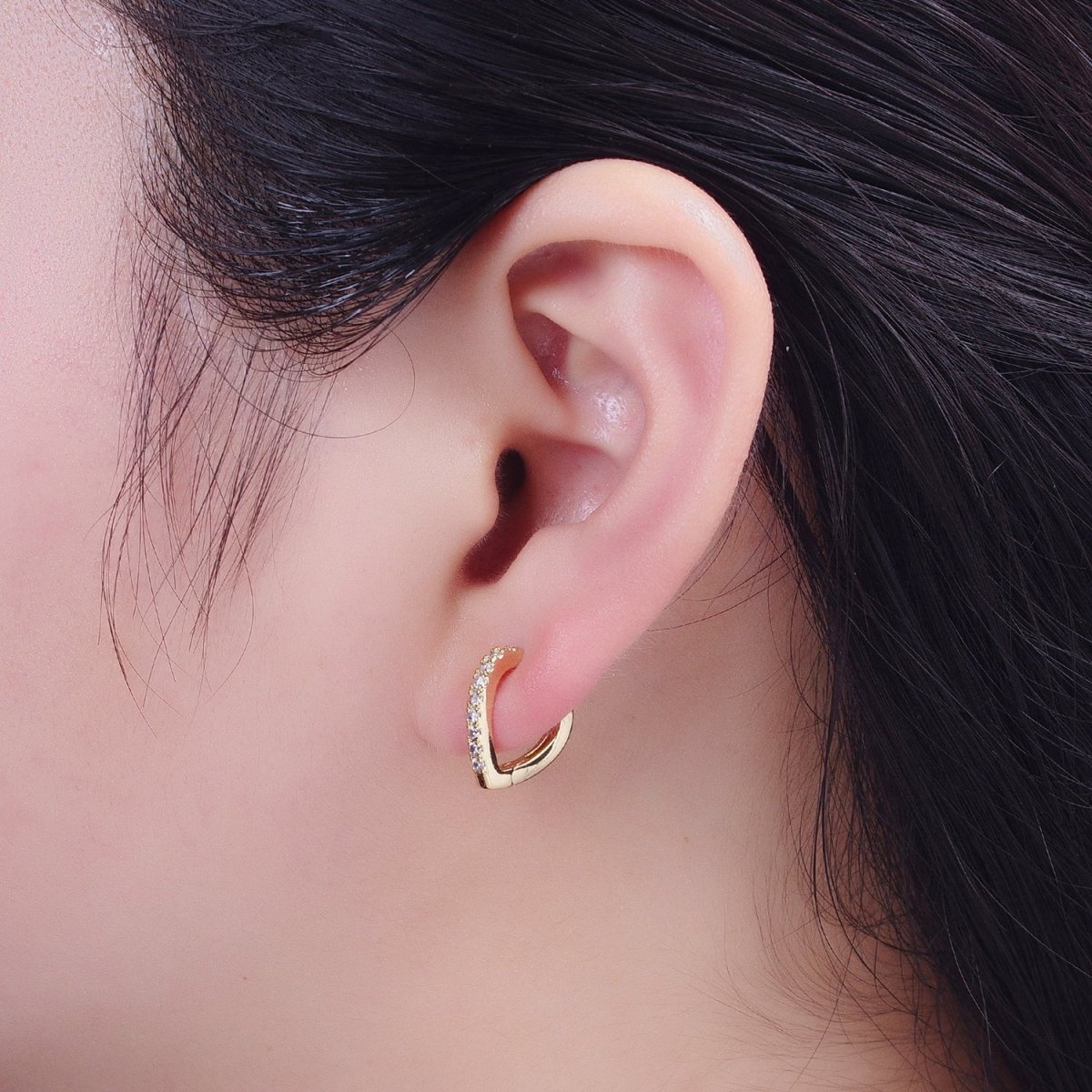 24K Gold Filled Micro Pave Cubic Zirconia Teardrop Triangle Huggie Hoop Earrings T-103