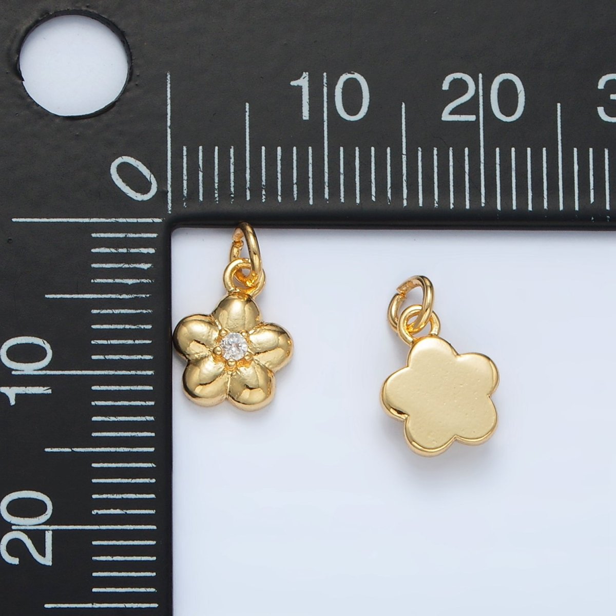 24K Gold Filled Mini CZ Daisy Flower Charm | AC164 - DLUXCA