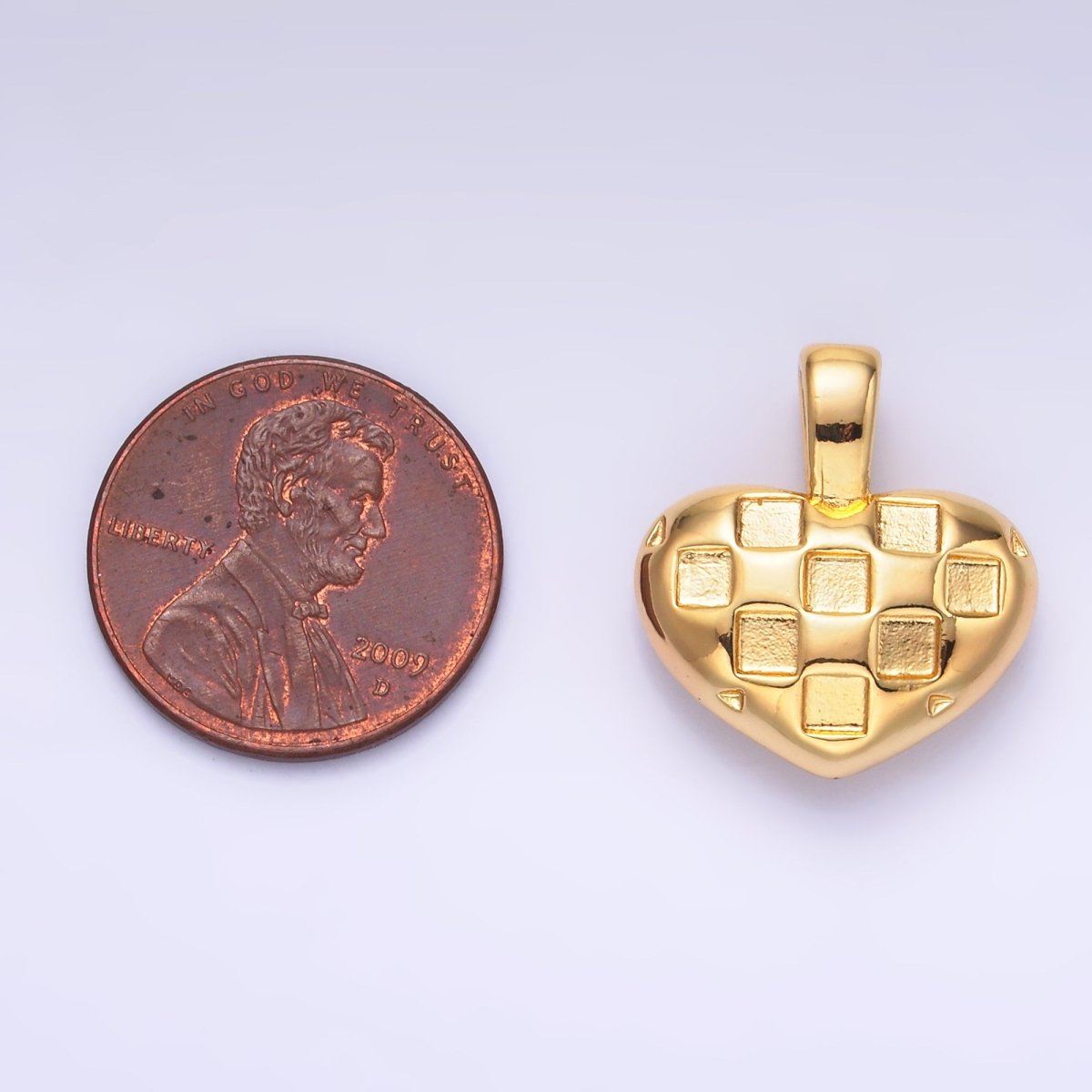 24K Gold Filled Minimalist Checkered Heart Pendant in Gold & Silver | AA1085