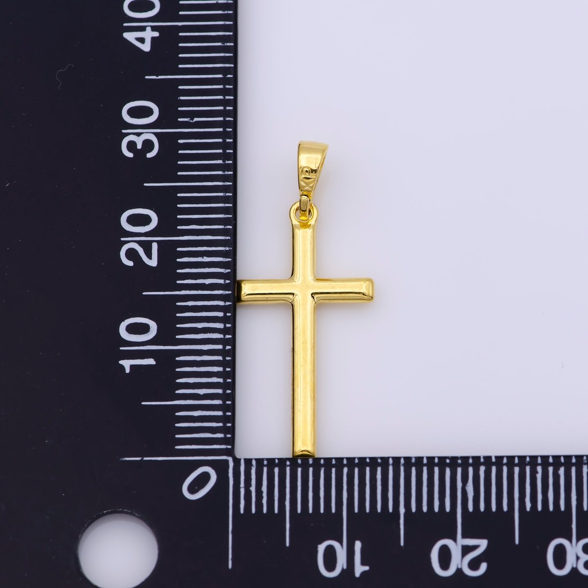 24K Gold Filled Minimalist Cross Pendant in Gold, Rose Gold & Silver | I663