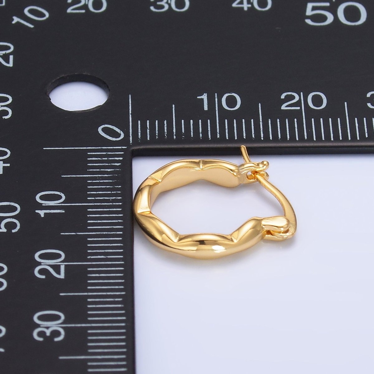 24K Gold Filled Minimalist Molten Latch Hoop Earrings | AB548 - DLUXCA