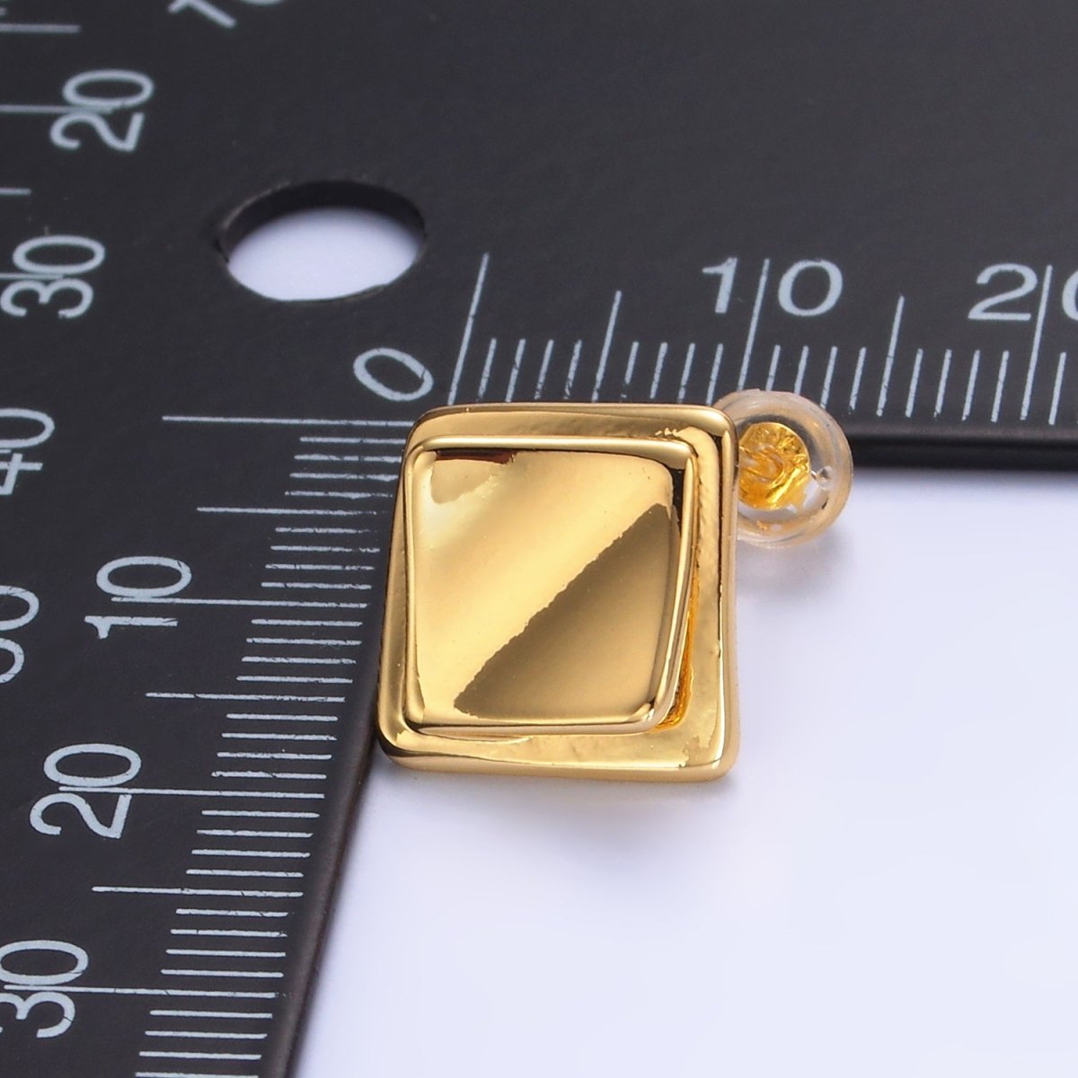 24K Gold Filled Minimalist Rhombus Stud Earrings in Gold & Silver | Q463 Q451