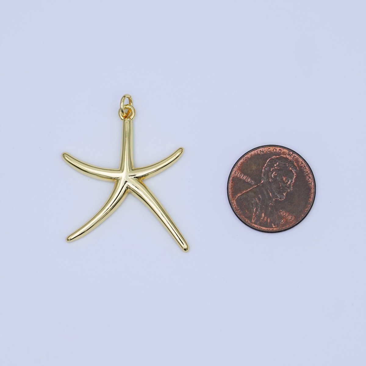 24K Gold Filled Minimalist Starfish Charm | M918 - DLUXCA