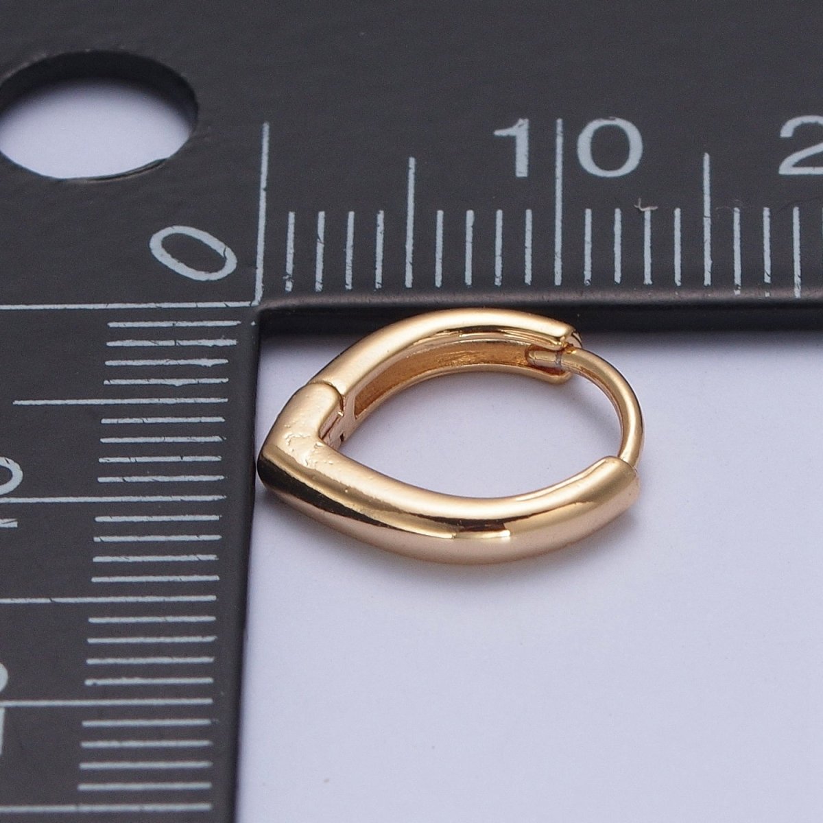 24K Gold Filled Minimalist Teardrop Huggie Hoops Earrings P-399 - DLUXCA